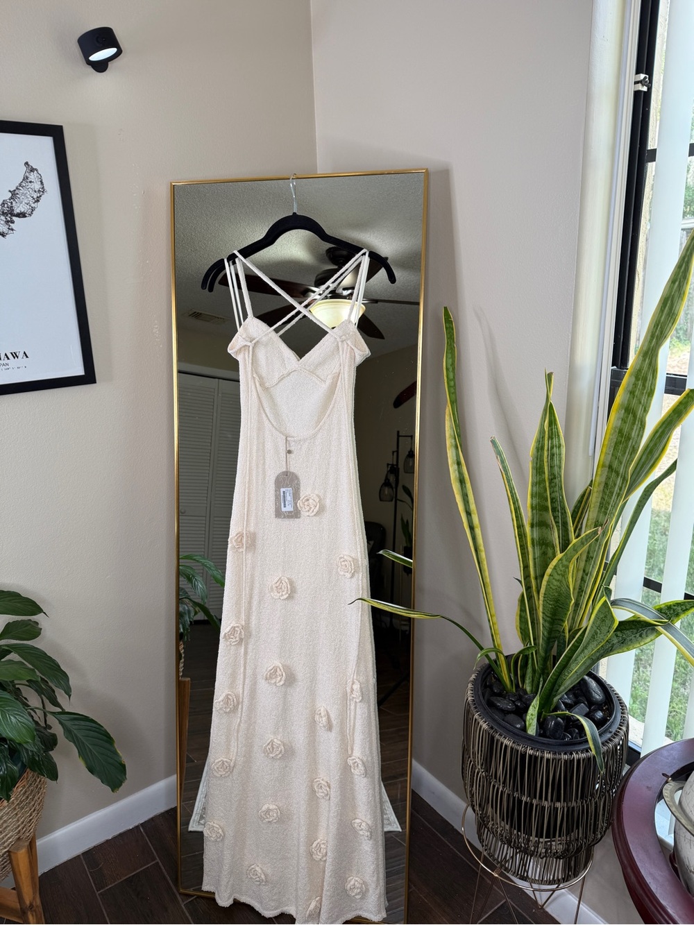 Meshki Suki Knit Maxi Dress With Flowers - Nude NWT - Picture 8 of 8